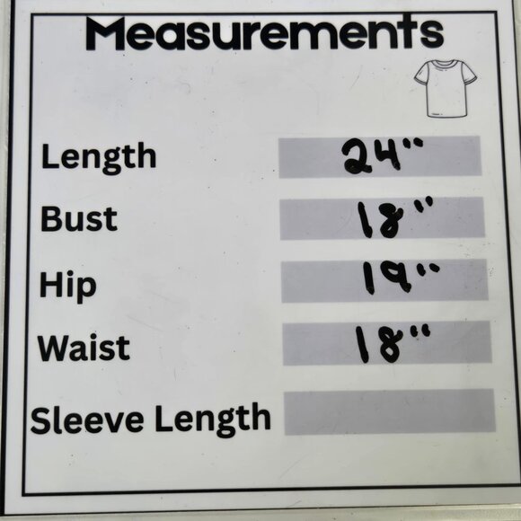 NWT Beige Textured Sleeveless Tank Top with Ring Strap Detail - Size Medium - Picture 7 of 7